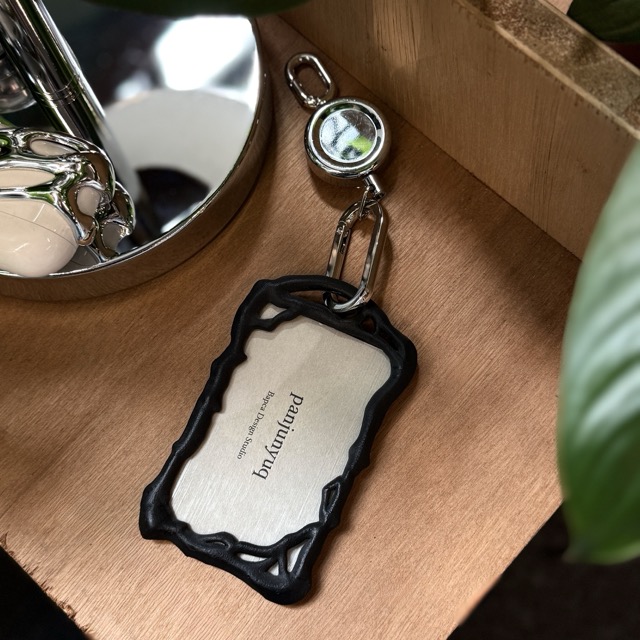 Card Case 01  Black 卡套 霧黑 Gallery Image 4