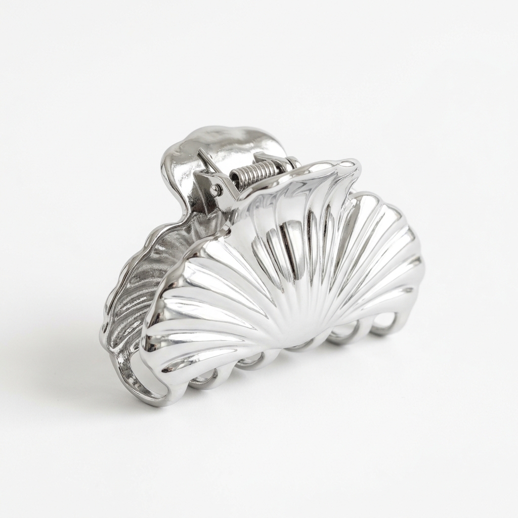 Seashell hair claw clip
